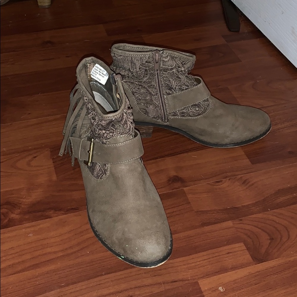 Lace Booties